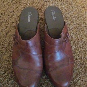 Clarks Leather Shoes EUC
